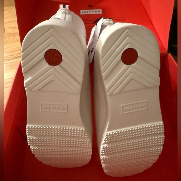 Hunter Play Short Faux Shearling Lined Waterproof Rain Boot 7 White Willow - Picture 9 of 10